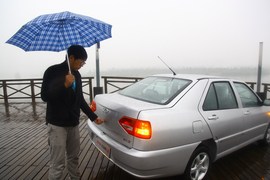 试驾2012款奇瑞旗云2