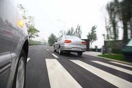 试驾2012款奇瑞旗云2