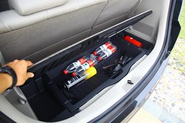 2011款一汽马自达8千岛湖试驾