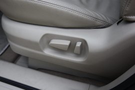 2011款一汽马自达8千岛湖试驾