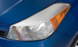 海外试驾2012款丰田雅力士