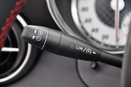 2012款奔驰SLK200豪华运动型