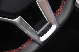 2012款奔驰SLK200豪华运动型