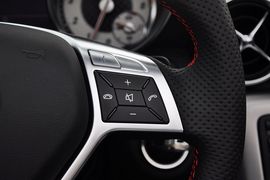 2012款奔驰SLK200豪华运动型