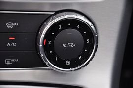 2012款奔驰SLK200时尚型