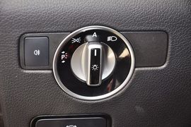 2012款奔驰SLK200时尚型