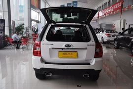 2012款起亚狮跑