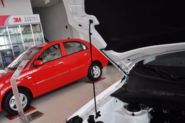 2012款起亚狮跑