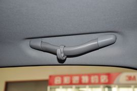 2012款起亚狮跑