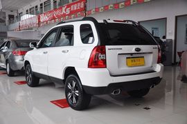 2012款起亚狮跑