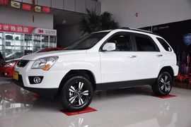 2012款起亚狮跑