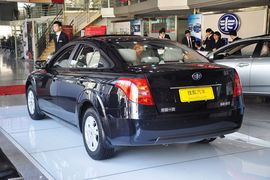 2012款奔腾B50
