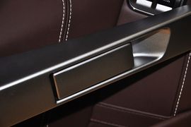 2012款阿斯顿马丁Virage