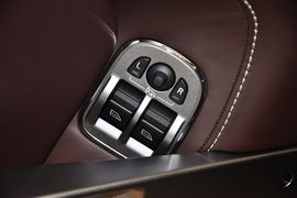 2012款阿斯顿马丁Virage