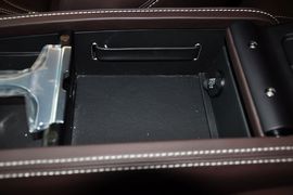 2012款阿斯顿马丁Virage