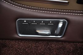 2012款阿斯顿马丁Virage