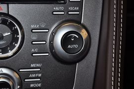 2012款阿斯顿马丁Virage