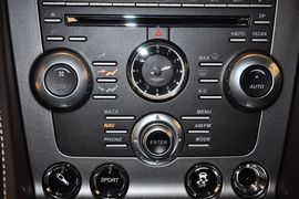 2012款阿斯顿马丁Virage