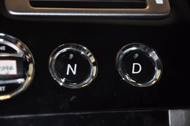 2012款阿斯顿马丁Virage