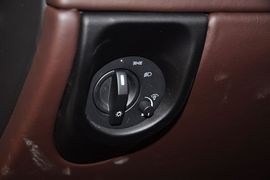 2012款阿斯顿马丁Virage