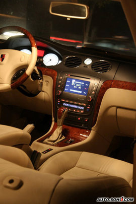 2007款上汽荣威750