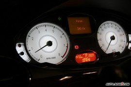 2007款上汽荣威750