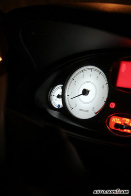 2007款上汽荣威750