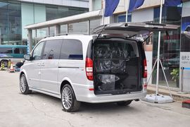 2011款奔驰唯雅诺