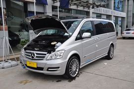2011款奔驰唯雅诺
