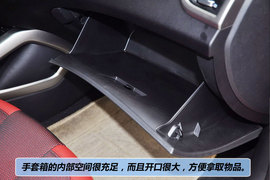 2012款现代飞思Veloster