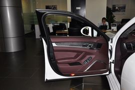 2012款保时捷Panamera