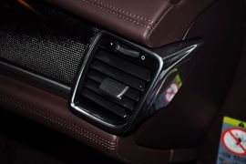 2012款保时捷Panamera
