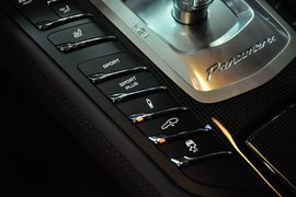 2012款保时捷Panamera