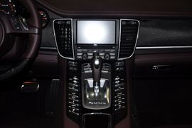 2012款保时捷Panamera