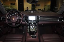 2012款保时捷Panamera
