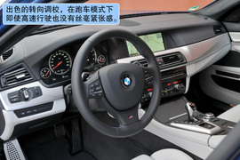 2012款宝马M5海外试驾