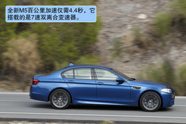 2012款宝马M5海外试驾