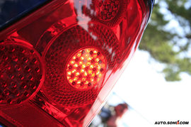 东风标致新307内饰