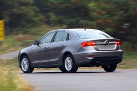 2011款华晨中华H530