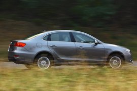 2011款华晨中华H530