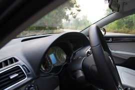 2011款华晨中华H530