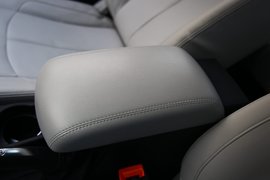 2011款华晨中华H530
