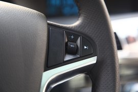 2011款华晨中华H530