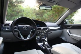 2011款华晨中华H530