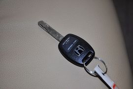 2010款东风本田CR-V