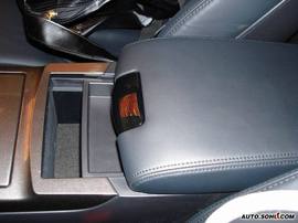 小改款锐志内饰