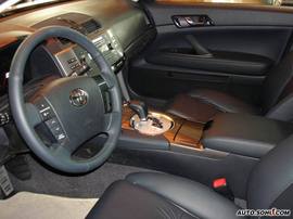 小改款锐志内饰