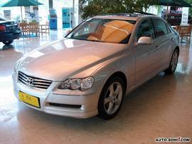 小改款锐志外观