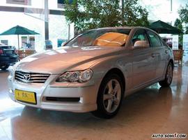 小改款锐志外观