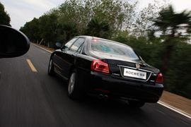   2011款荣威750 hybrid混合动力版